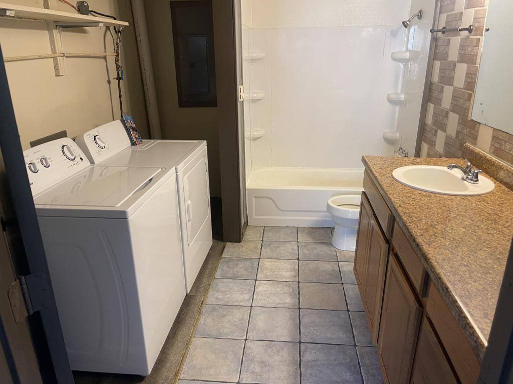 Apartment for rent at 121 E Rodney Dr, Cape Girardeau, MO 63701