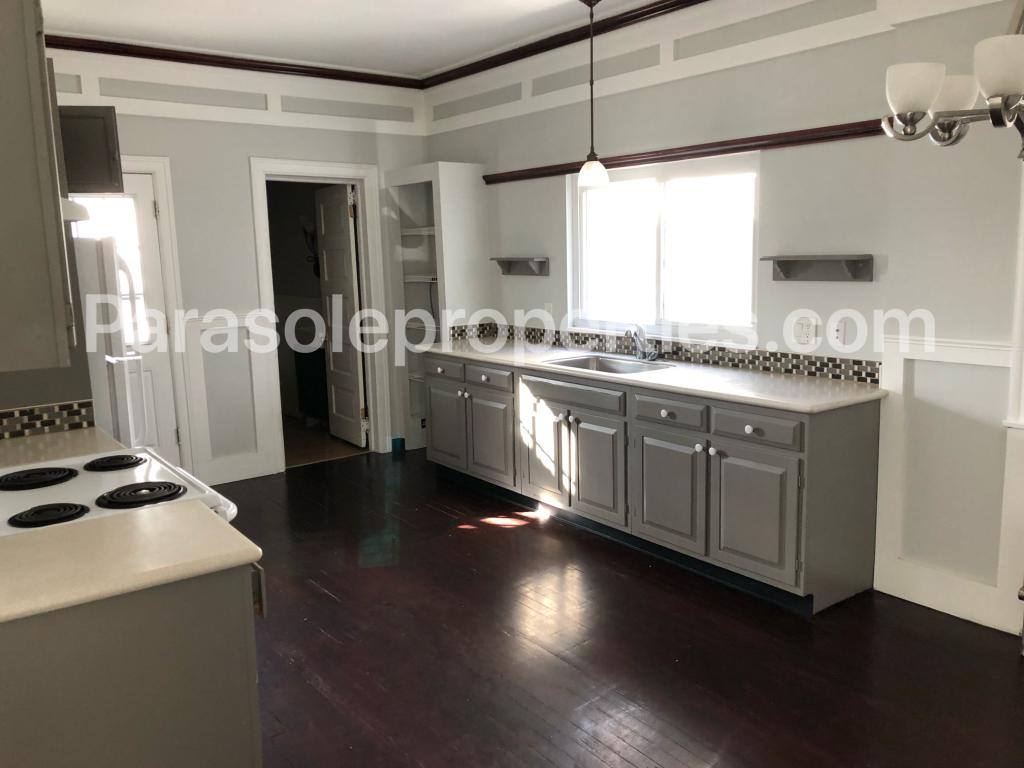 Apartment for rent at 919 Clay Ave - 1st Floor, Scranton, PA 18510