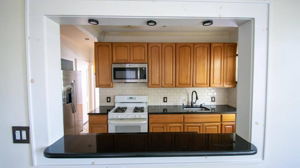 House for rent at 840 Seaman Ave, 2W, Baldwin, NY 11510