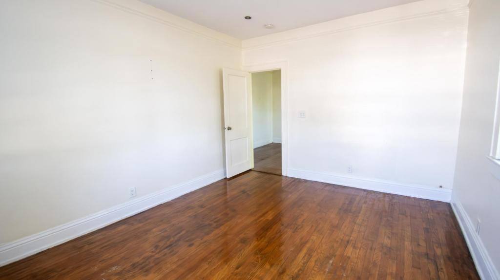 House for rent at 840 Seaman Ave, 2W, Baldwin, NY 11510