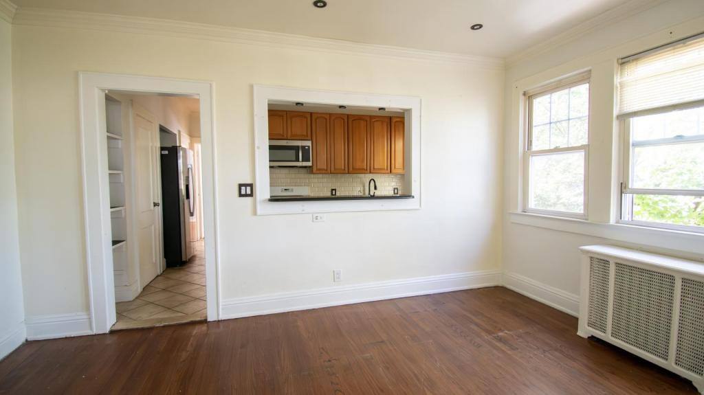House for rent at 840 Seaman Ave, 2W, Baldwin, NY 11510