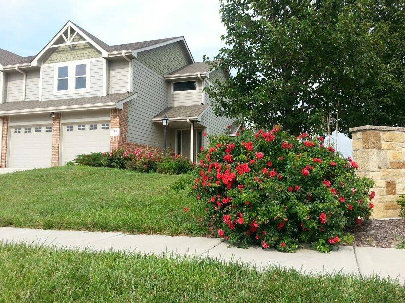 Townhouse for rent at 4430 SE Oak Bend Dr, Topeka, KS 66609