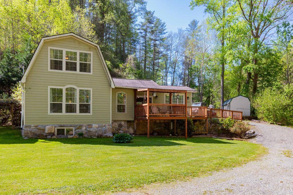 House for rent at 9228 Big Laurel Rd, Marshall, NC 28753