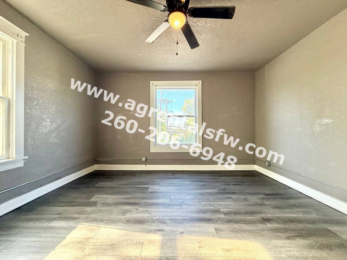 Apartment for rent at 1512 Taylor St, Fort Wayne, IN 46802