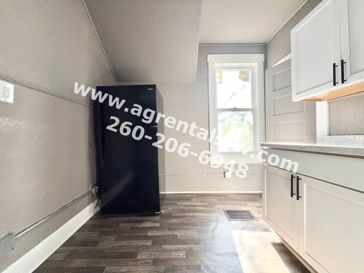 Apartment for rent at 1512 Taylor St, Fort Wayne, IN 46802