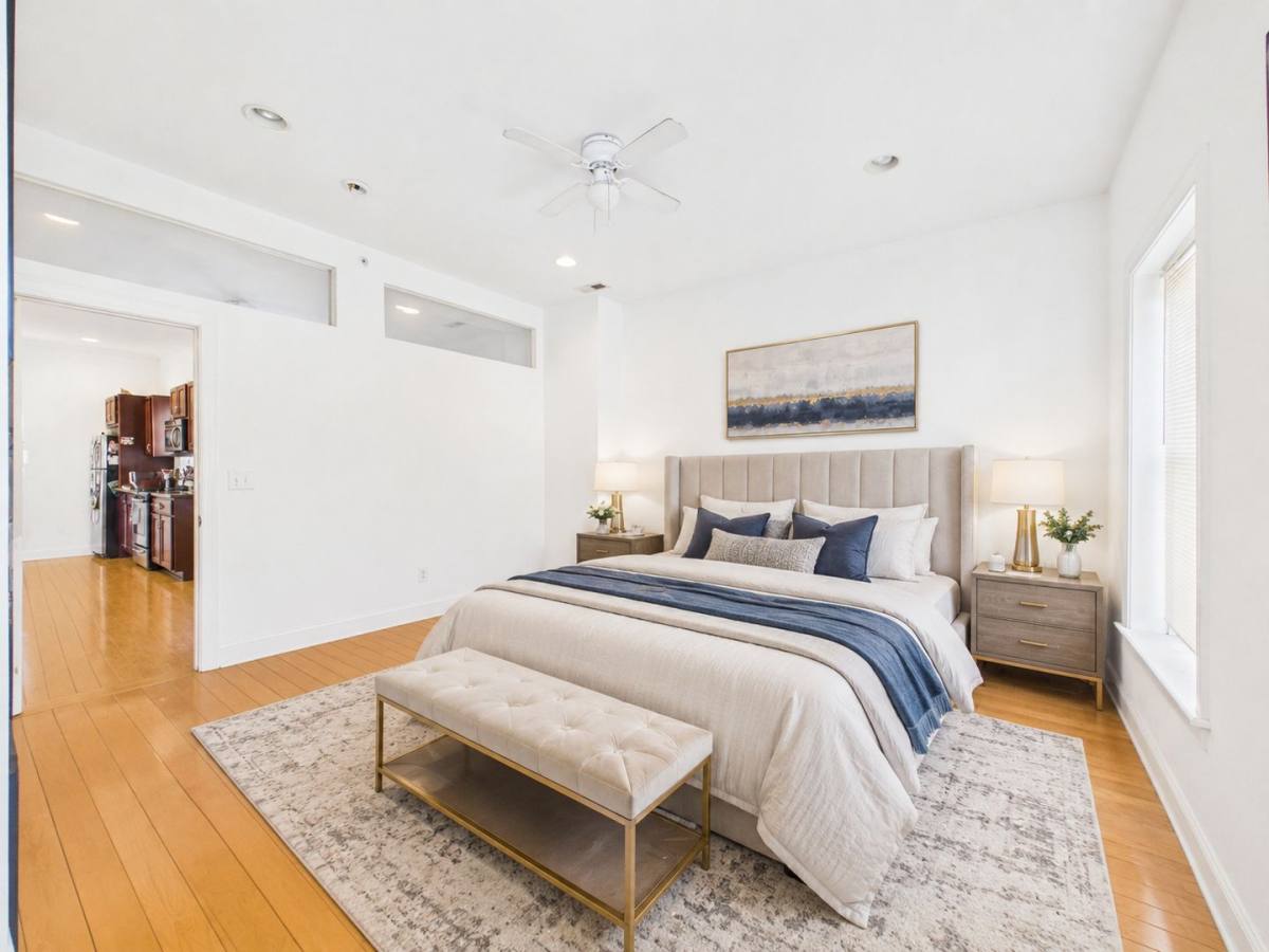 Apartment for rent at 1621 Green St, Philadelphia, PA 19130