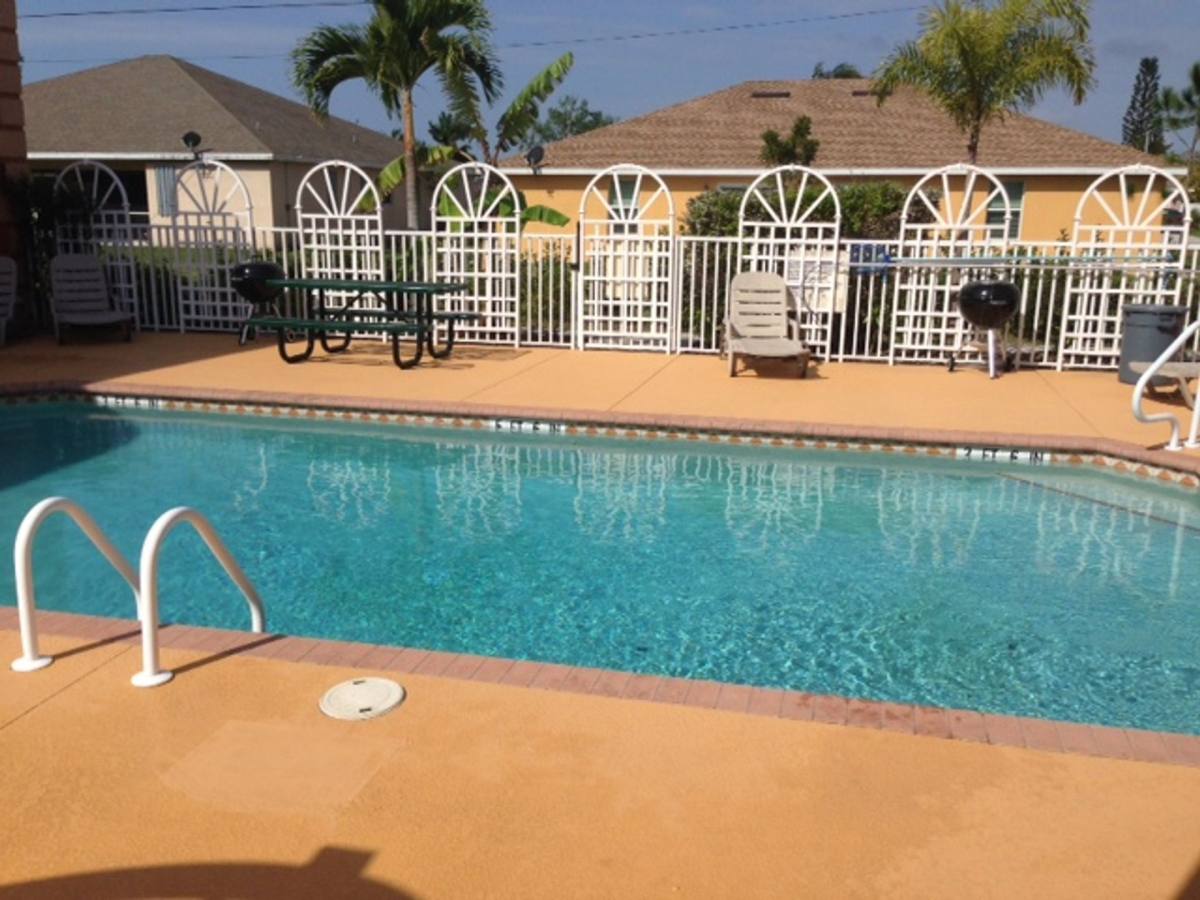 Apartment for rent at 3910 Santa Barbara Blvd, Cape Coral, FL 33914