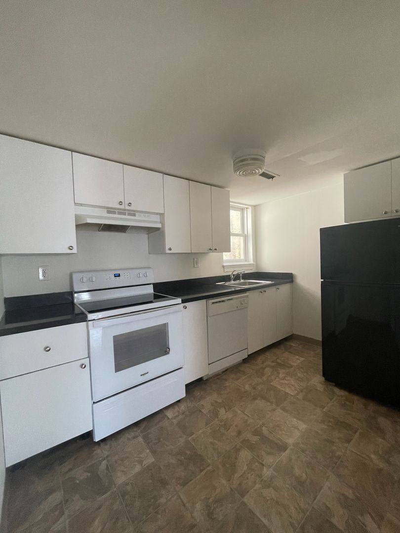 Apartment for rent at 1209 Locust St, Philadelphia, PA 19107