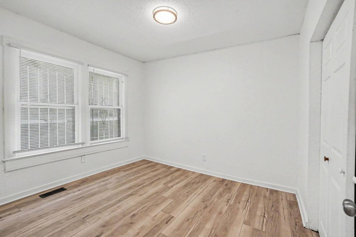 House for rent at 5013 S Benton Ave, Kansas City, MO 64130