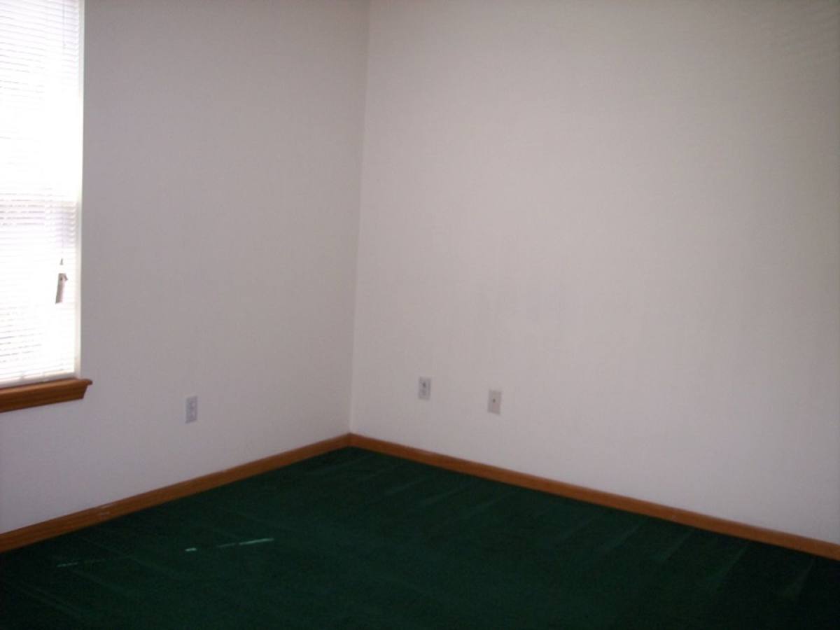 Apartment for rent at 509 Shotwell St, Warrensburg, MO 64093