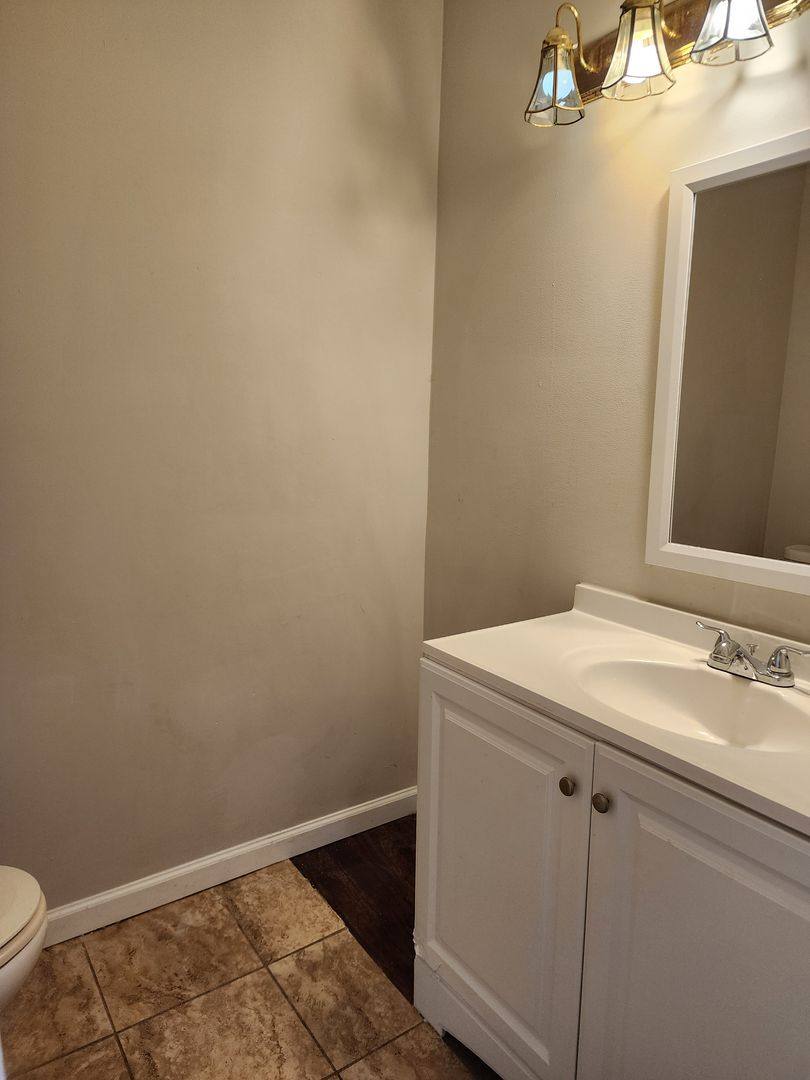 Townhouse for rent at 4455 W 19th St, Panama City, FL 32405