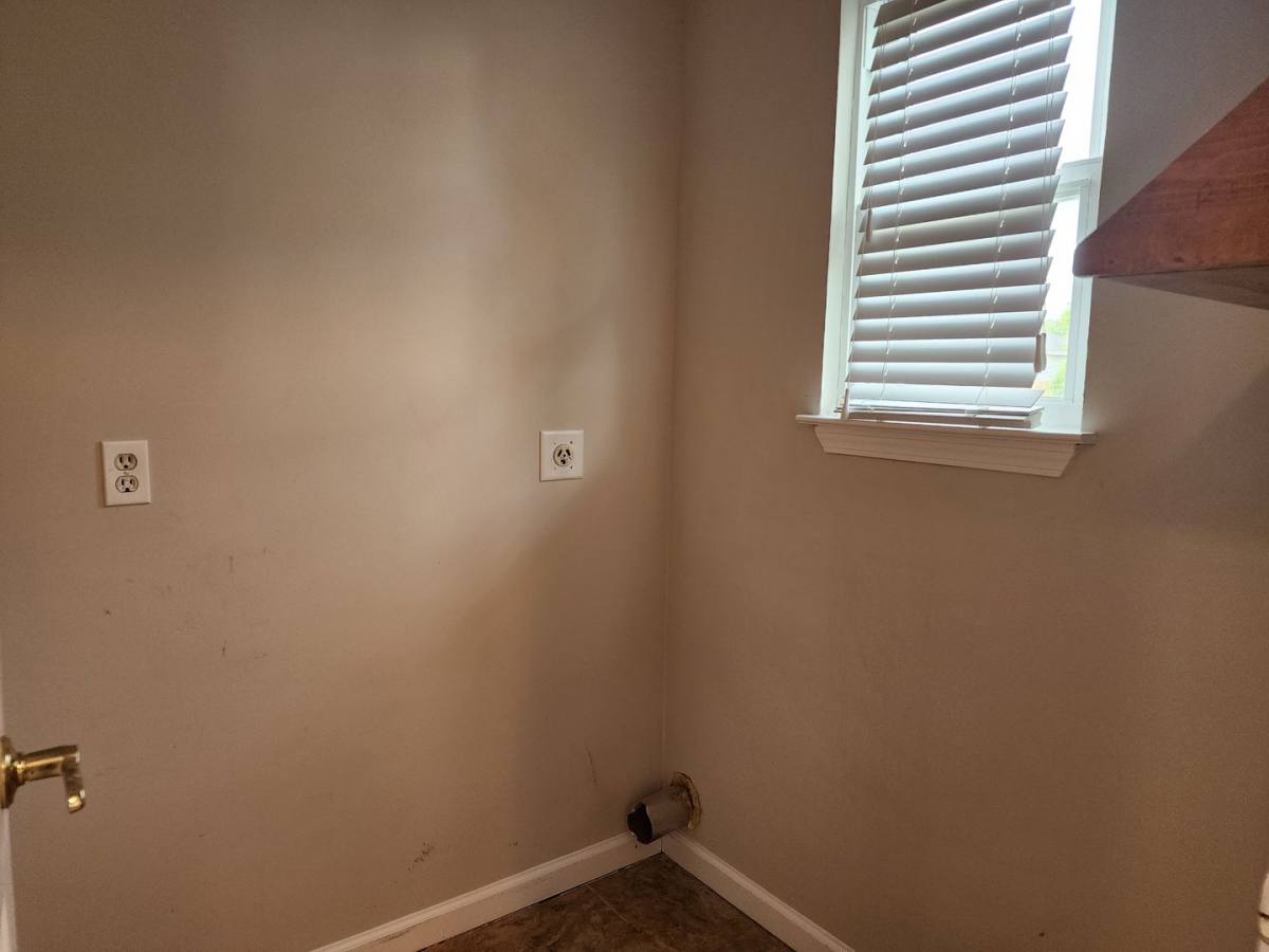 Townhouse for rent at 4455 W 19th St, Panama City, FL 32405