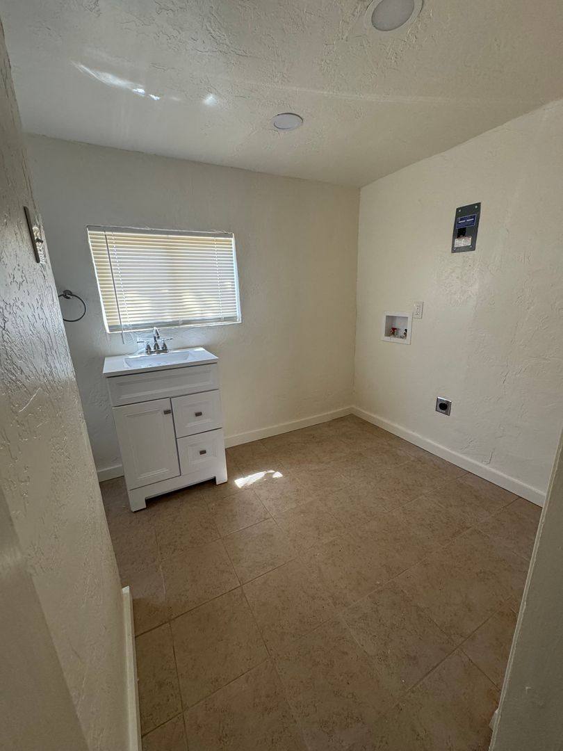 House for rent at 1604 W Juniper #423, Roswell, NM 88203