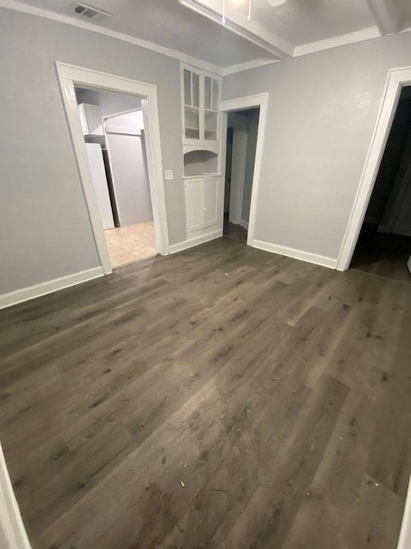 Apartment for rent at 1727 45th St S, Saint Petersburg, FL 33711