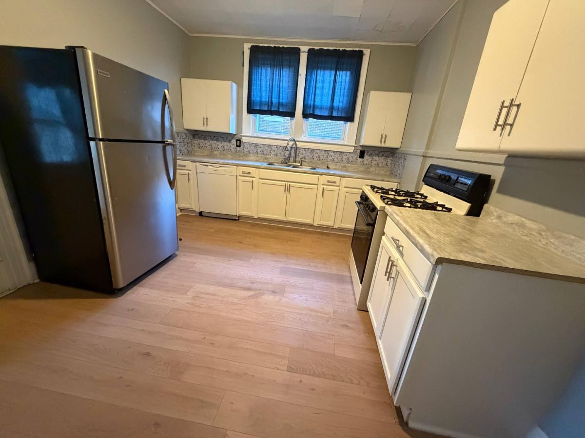 House for rent at 2017 19th St Par, Parkersburg, WV 26101