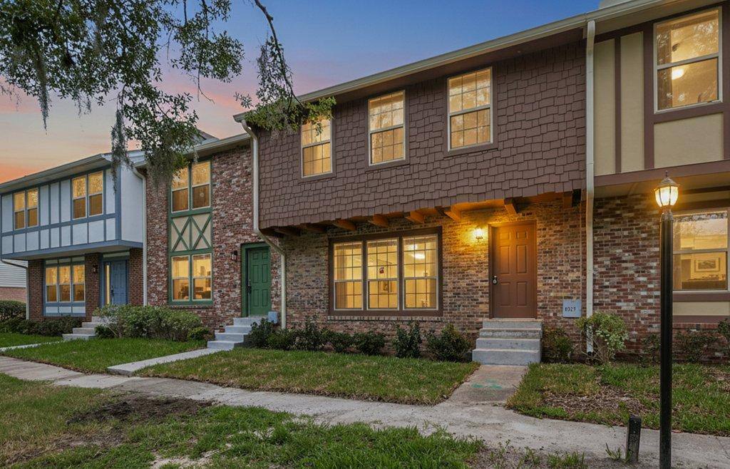 Townhouse for rent at 8207 Kensington Square, Jacksonville, FL 32217
