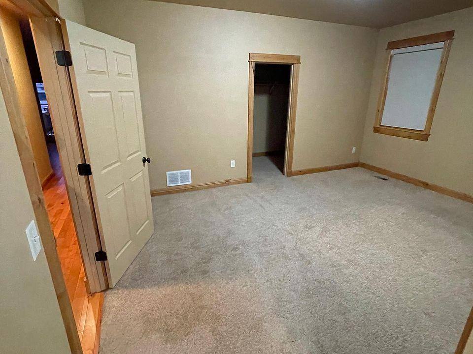 Townhouse for rent at 905 Saxon Way, Bozeman, MT 59718