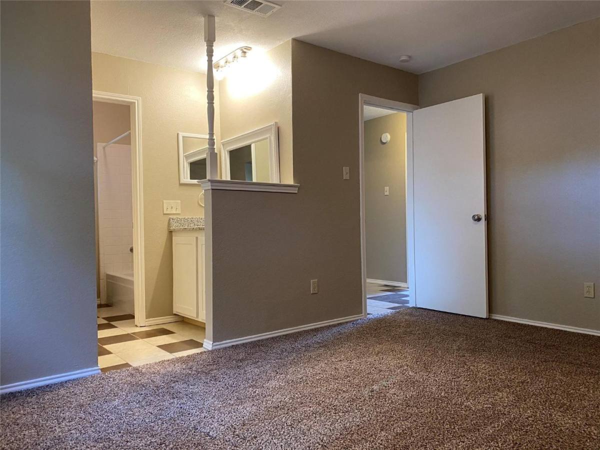 House for rent at 5824 Storm Dr, Fort Worth, TX 76148