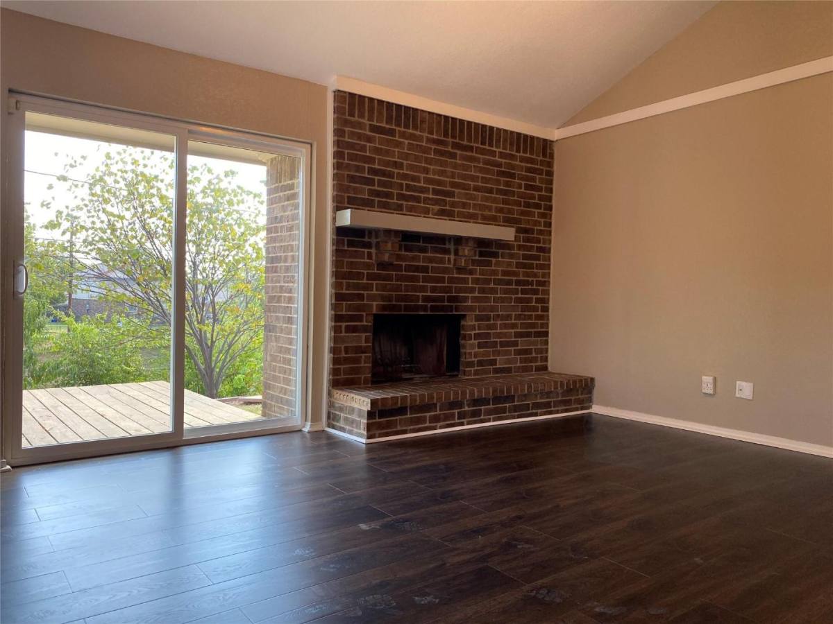 House for rent at 5824 Storm Dr, Fort Worth, TX 76148