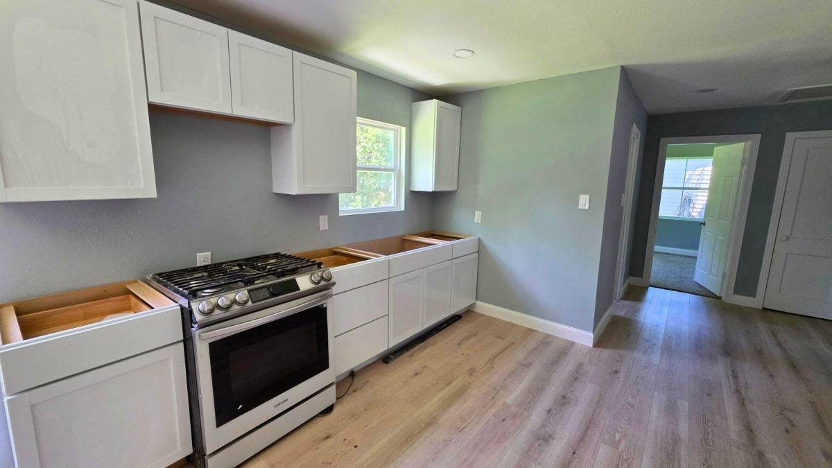 House for rent at 502 Azalea Dr &Ndash; Updated Gated Home In, La Marque, TX 77568