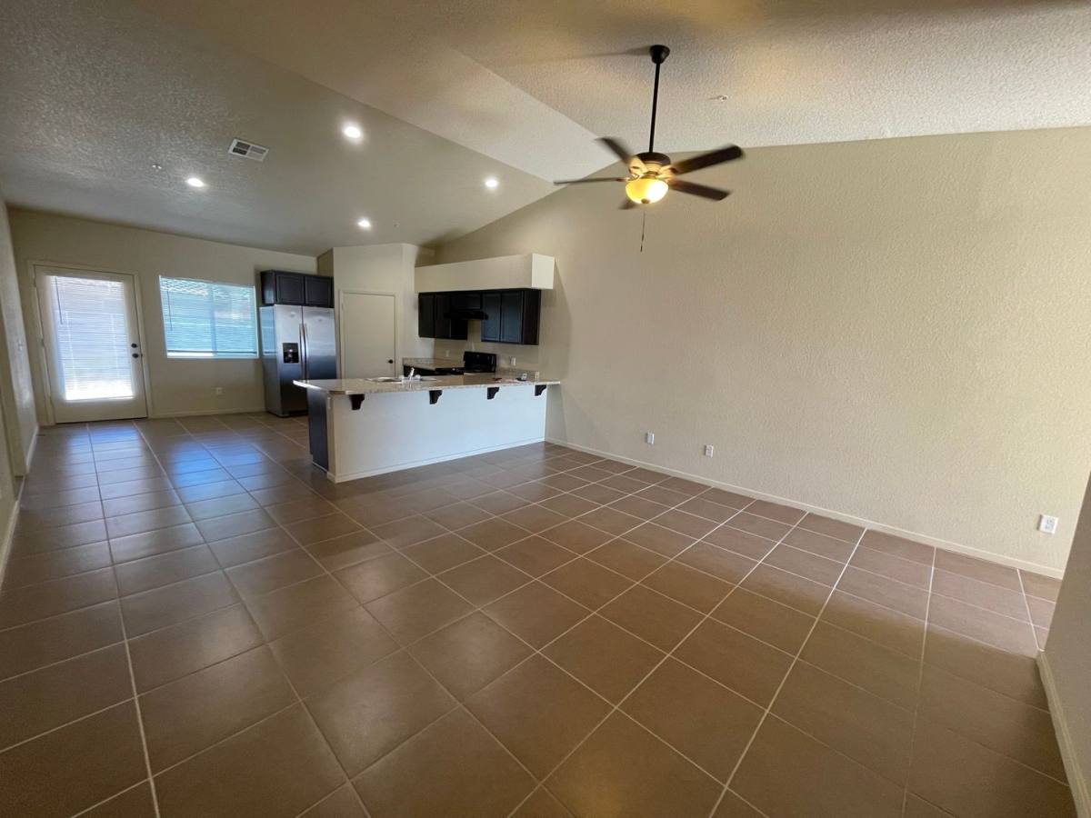 Townhouse for rent at 7274 E 39th Place, Yuma, AZ 85365
