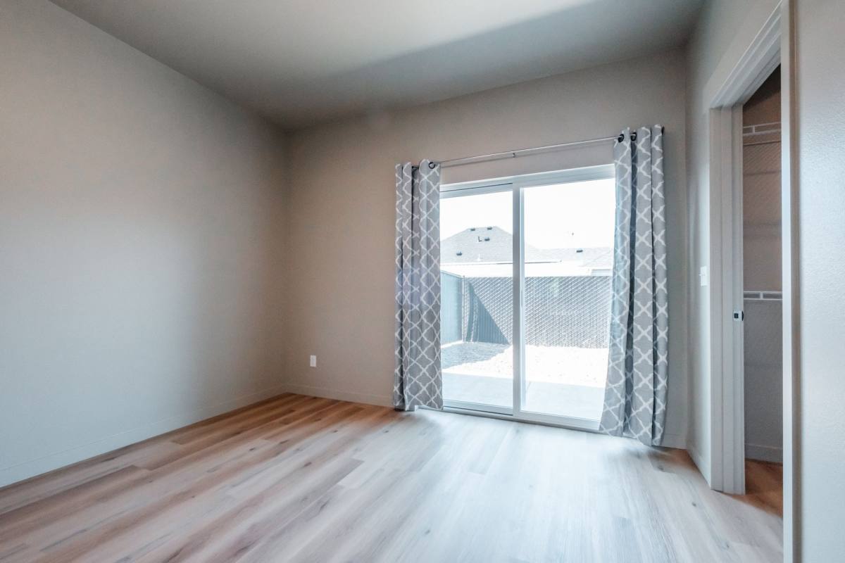 Apartment for rent at 2656 S Main Rd - Building E, Lebanon, OR 97355
