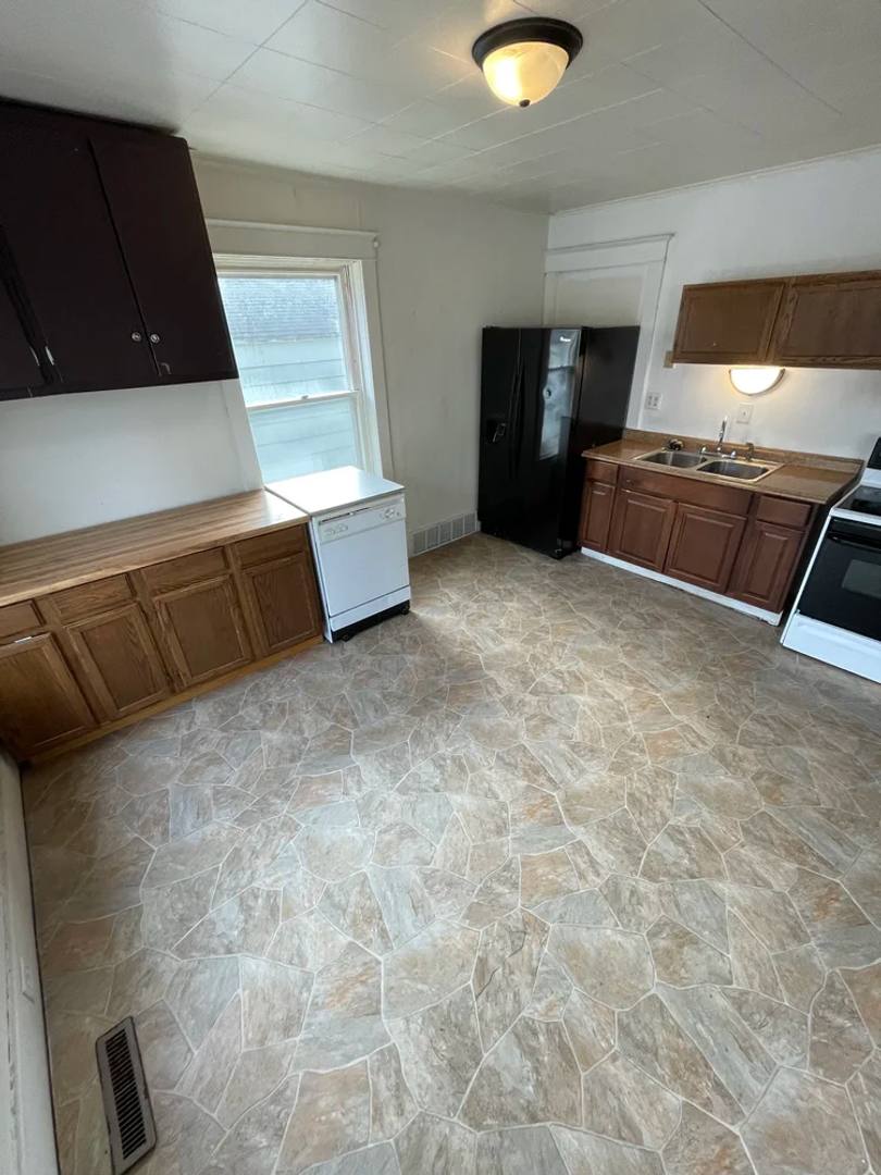 House for rent at 607 Grant St, Wausau, WI 54401