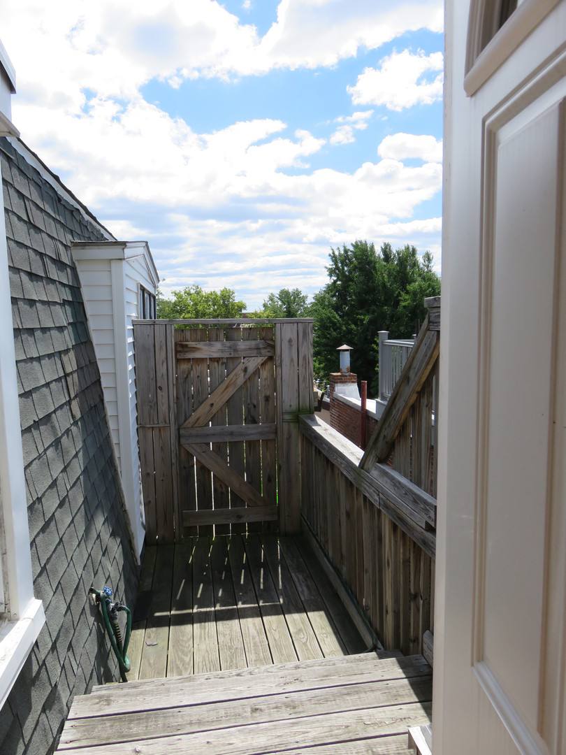 Apartment for rent at 2114 Pine St, Philadelphia, PA 19103