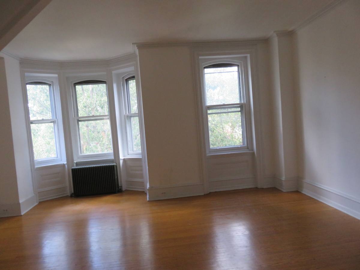 Apartment for rent at 2114 Pine St, Philadelphia, PA 19103