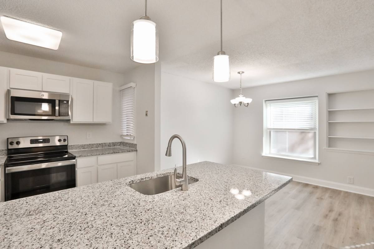 Apartment for rent at 108 High Rock Ave, Saratoga Springs, NY 12866
