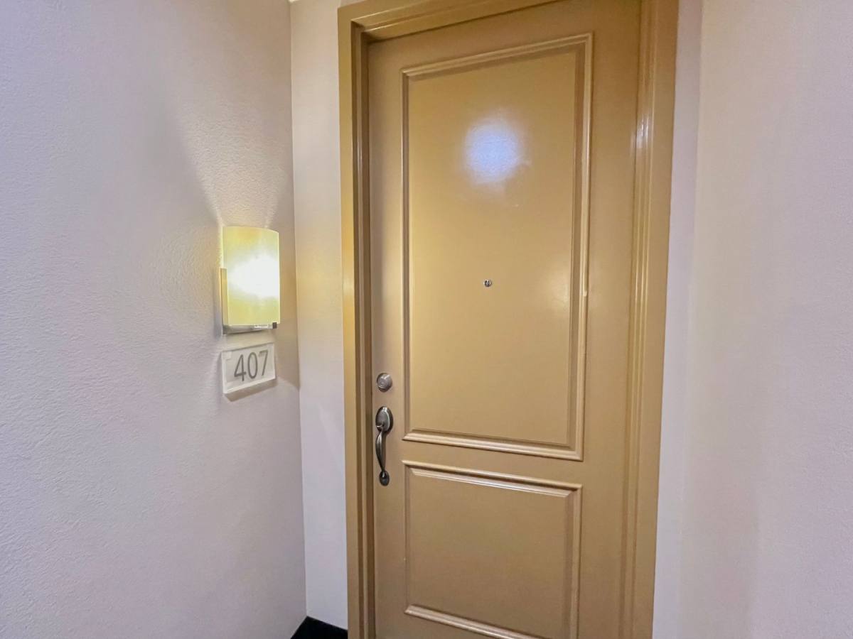 Condo for rent at 15 E Agate Ave, Las Vegas, NV 89123