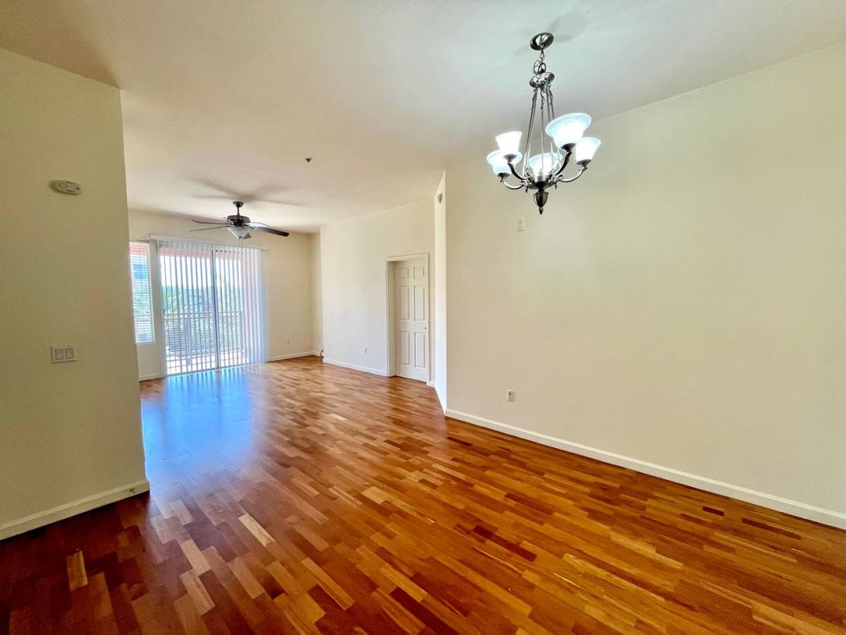 Condo for rent at 15 E Agate Ave, Las Vegas, NV 89123