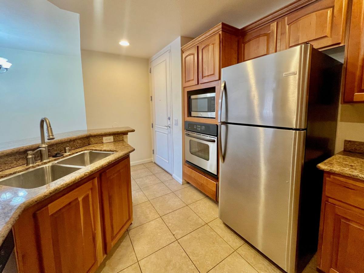 Condo for rent at 15 E Agate Ave, Las Vegas, NV 89123
