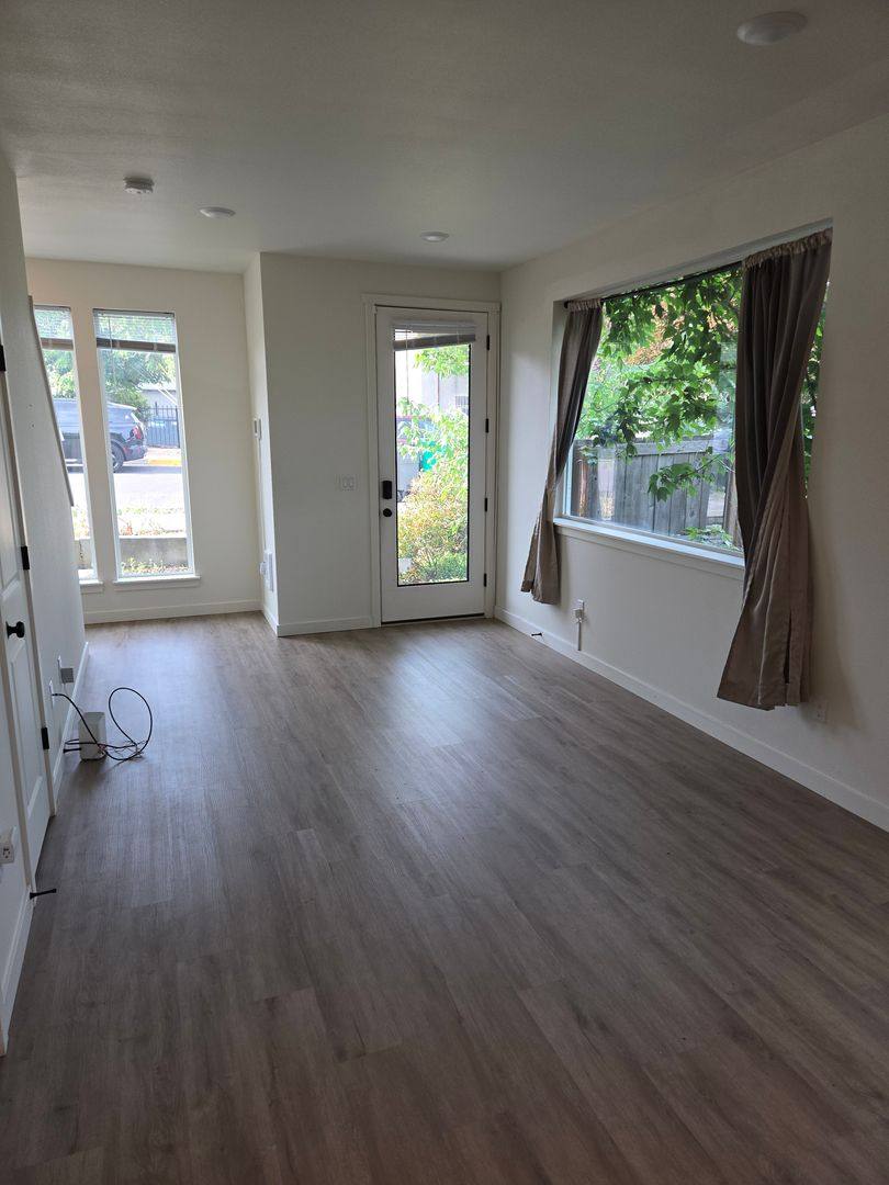 House for rent at 12102 SE Pine St, Portland, OR 97216