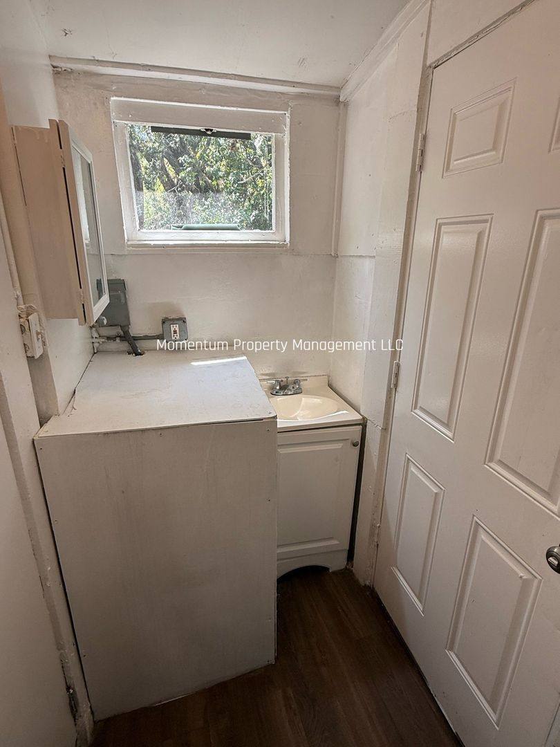 House for rent at 2501 E Chelsea St, Tampa, FL 33610