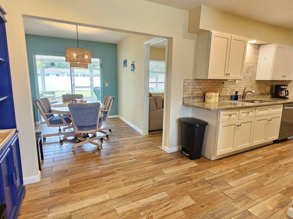 House for rent at 426 Pineview Dr, Venice, FL 34293