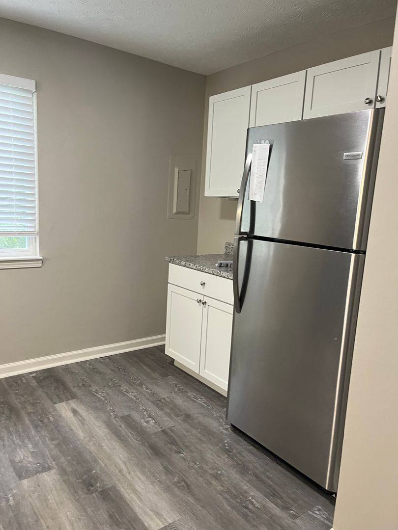 Apartment for rent at 3327-3335 Morse Rd, Columbus, OH 43231