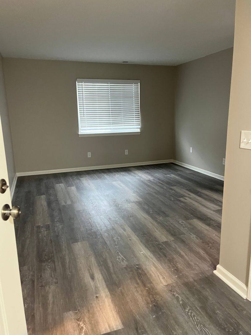 Apartment for rent at 3327-3335 Morse Rd, Columbus, OH 43231