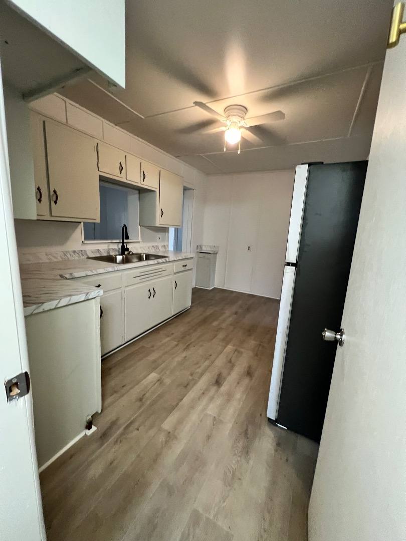 House for rent at 2140 2nd St, Bay City, MI 48708
