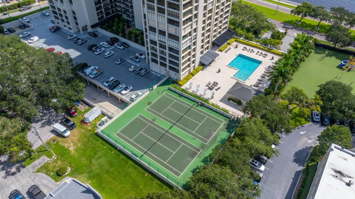 Apartment for rent at 3301 Bayshore Blvd #1510A, Tampa, FL 33629
