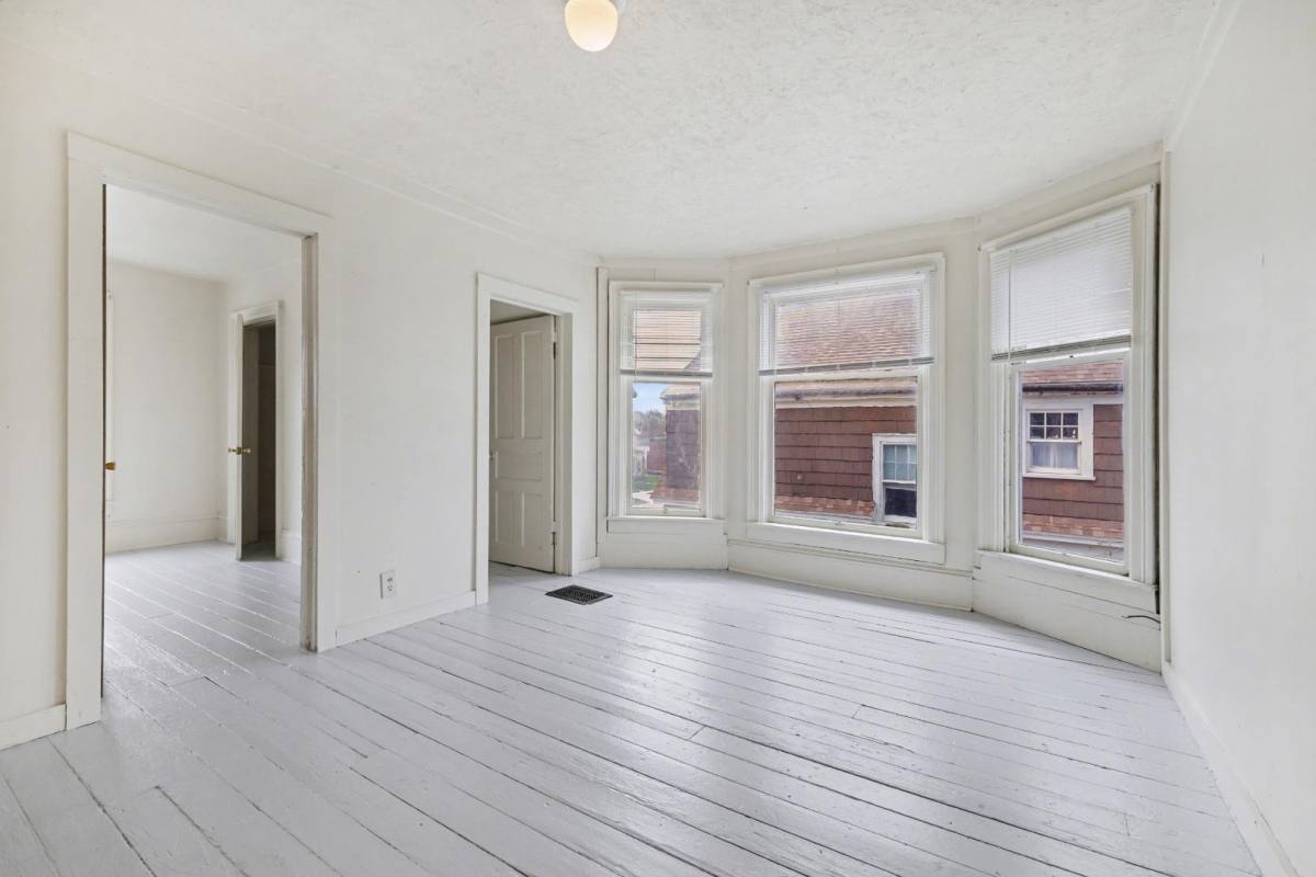 House for rent at 121 S Clay St #3, Greenville, MI 48838