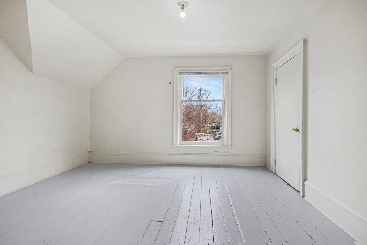 House for rent at 121 S Clay St #3, Greenville, MI 48838