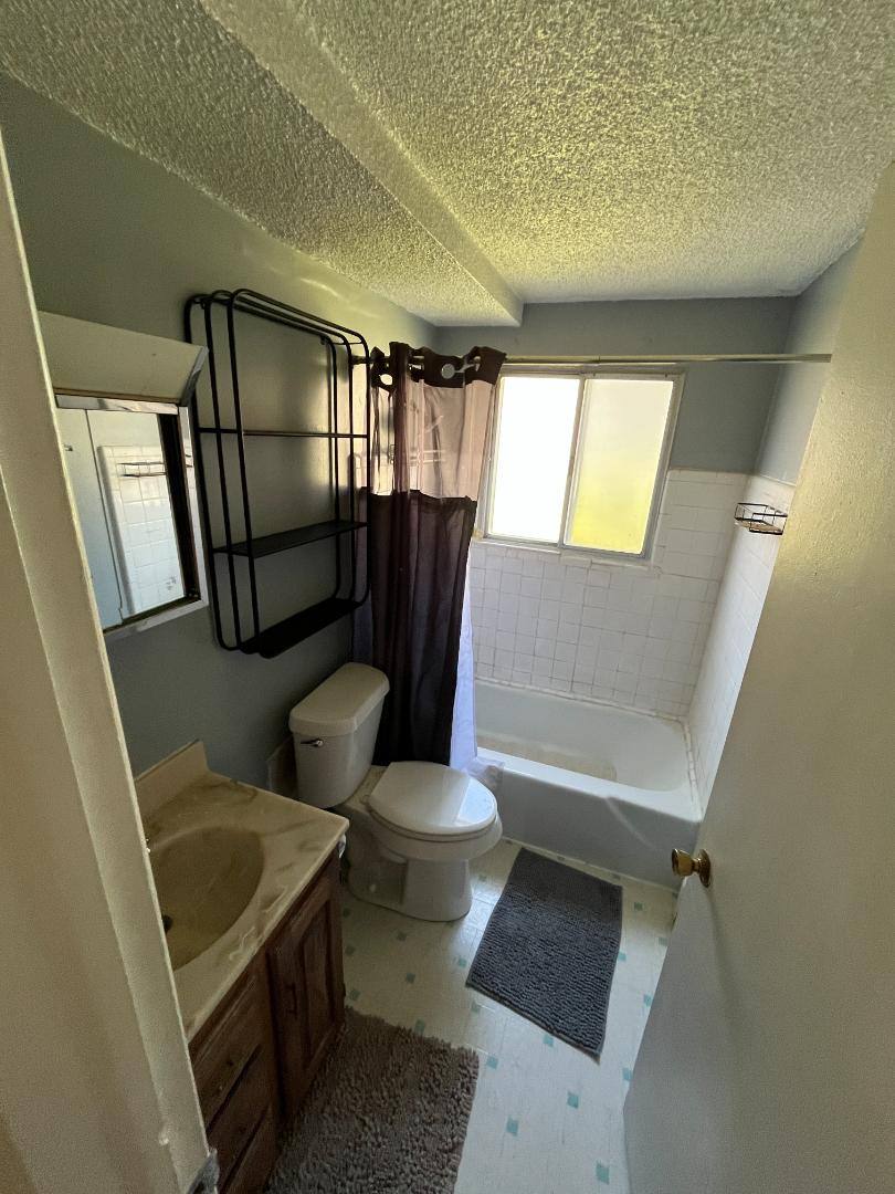 Apartment for rent at 1131 Walnut St #1, Kemmerer, WY 83101