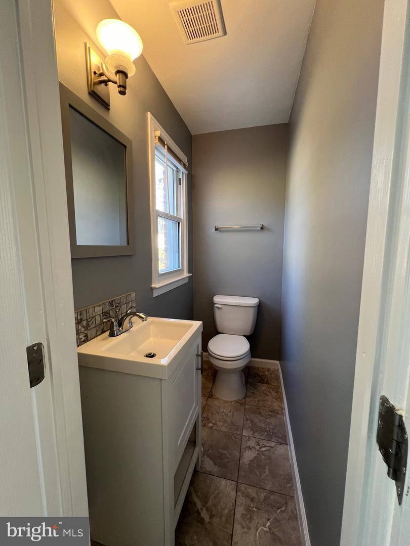 House for rent at 5804 Shoshone Dr, Oxon Hill, MD 20745