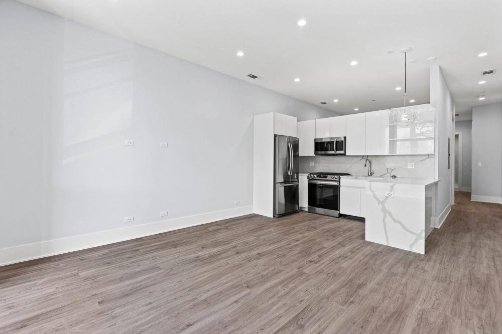 Apartment for rent at 2400 W Wabansia #504, Chicago, IL 60647