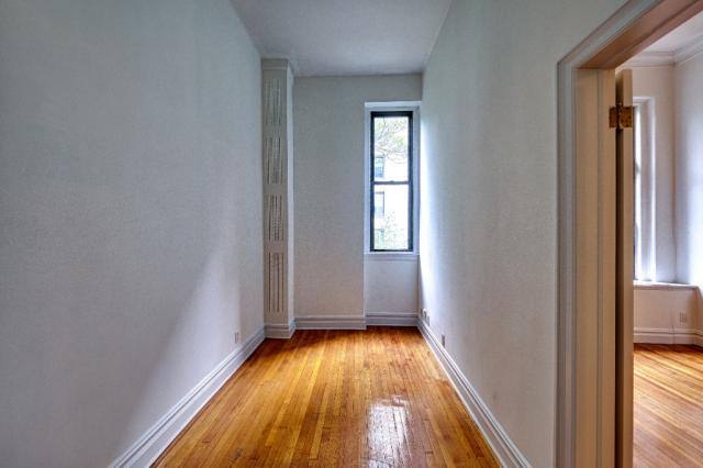 Townhouse for rent at 465 W 57th St #LOFT, New York, NY 10019