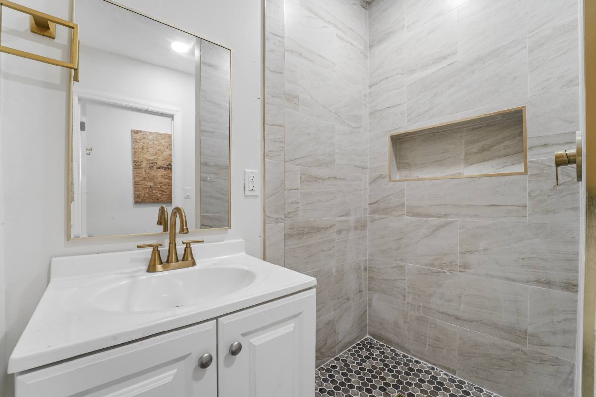 House for rent at 5155 Wyalusing Ave, Philadelphia, PA 19131