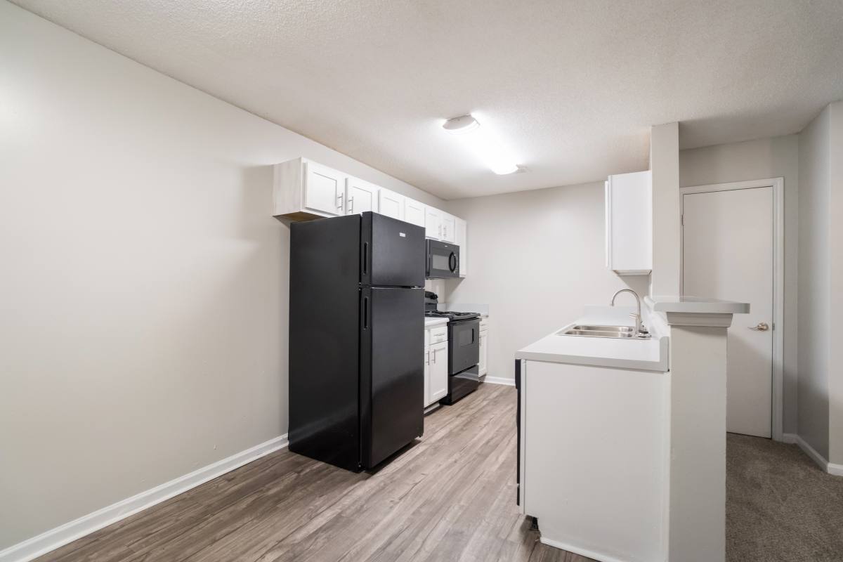 Apartment for rent at Pointe at Ridge Cove, 100 Parkridge Dr, Jackson, TN 38301