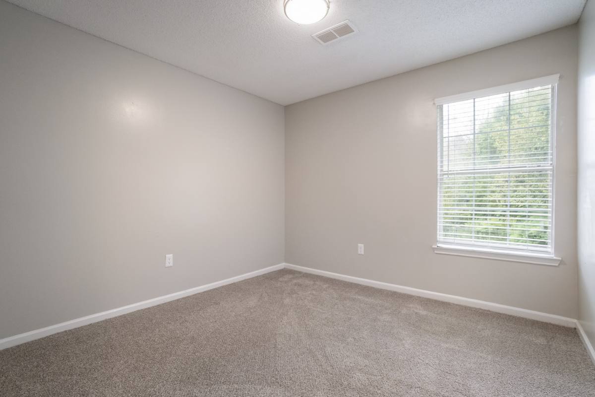 Apartment for rent at Pointe at Ridge Cove, 100 Parkridge Dr, Jackson, TN 38301