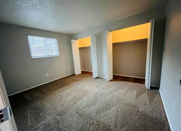 Apartment for rent at Broadmoor, 287-293 Burman Ave #291, Dayton, OH 45426